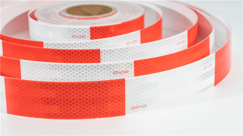 DMCT1700密封胶囊型车身反光标识