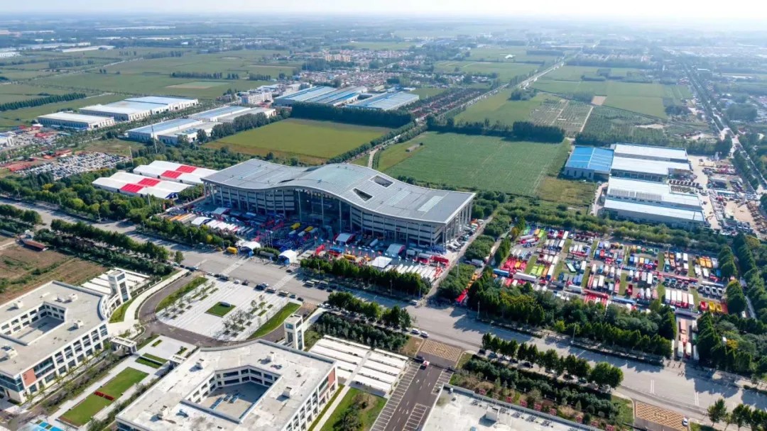 贝斯特光学在梁山车辆展 (10)